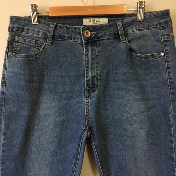 B.S. Jeans Blue Denim Ankle Jeans With Rhinestones + Pearls - Picture 3 of 16